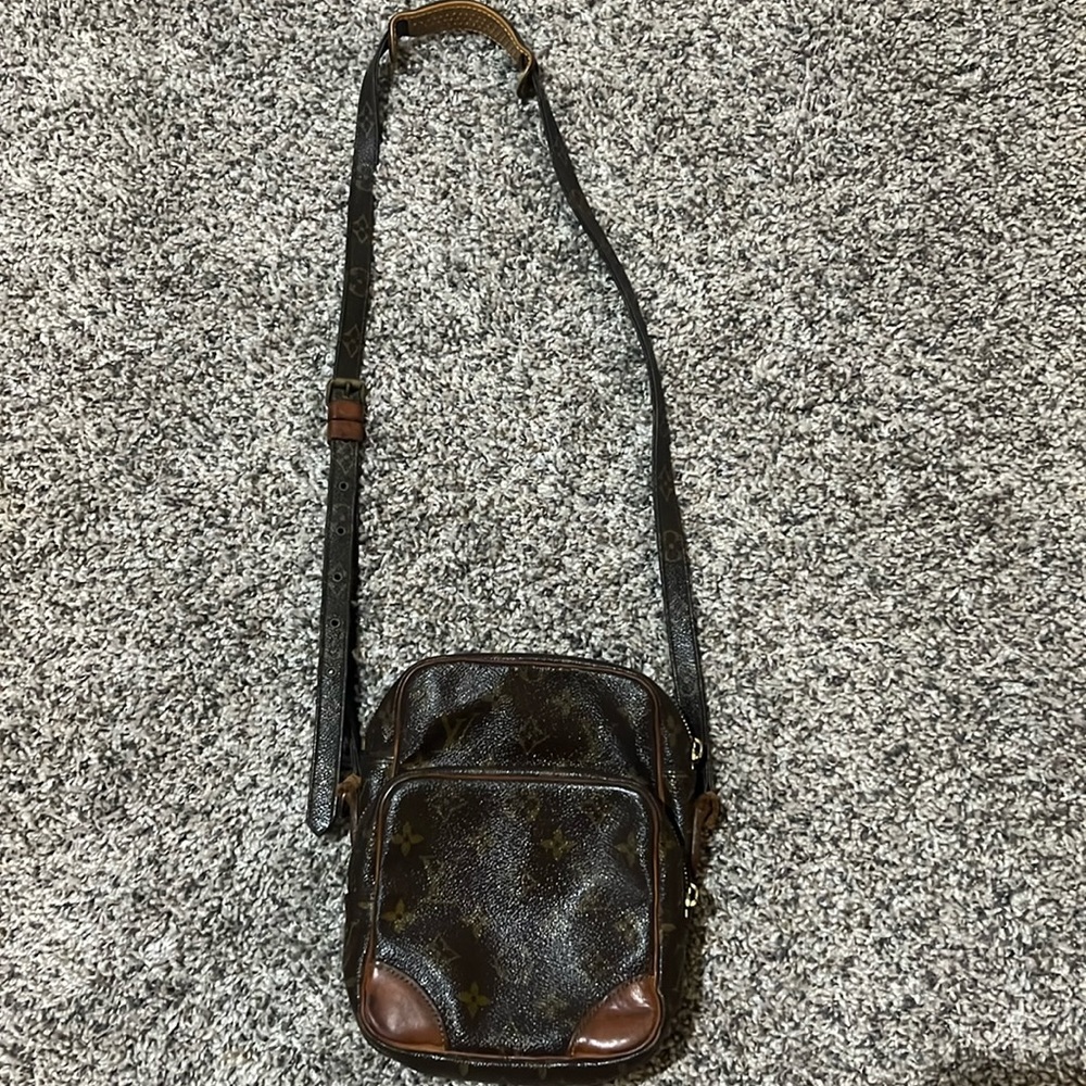 Louis Vuitton Amazon crossbody